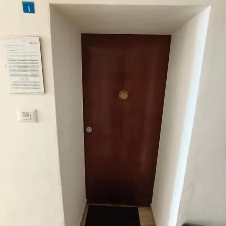 Alfredo's House シエーナ